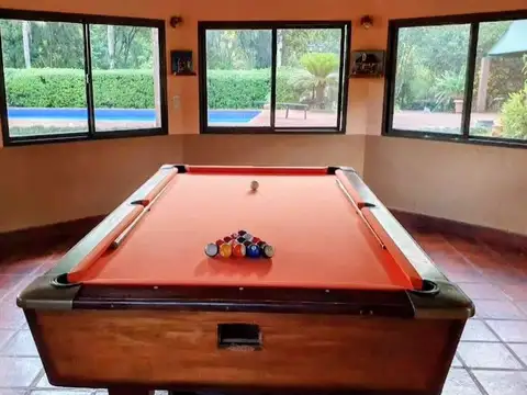EN VENTA HERMOSA CASAQUINTA EN GARUPÁ