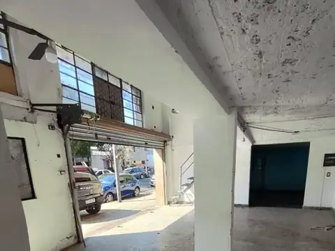INTERESANTE INMUEBLE EN 2 PLANTAS