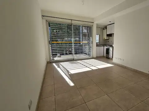 ALQUILER 1 Y 1/2 AMBIENTES C/PATIO Y BALCON NUÑEZ