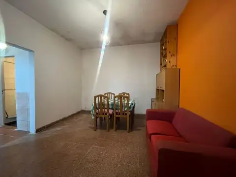 Depto Tipo Casa en Venta de 6 ambientes