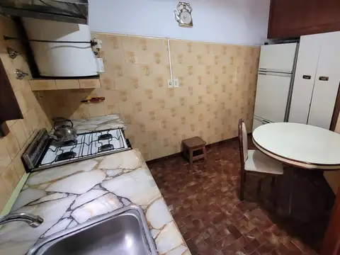 Casa 3 ambientes con 2 baños