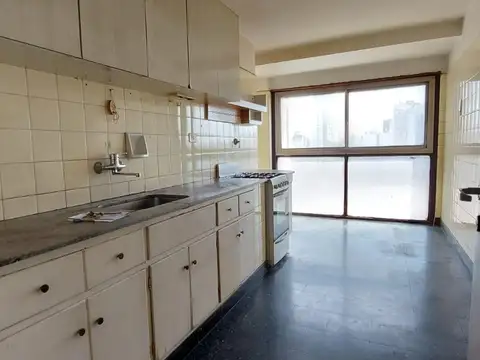 Avenida Juan De Garay 1100