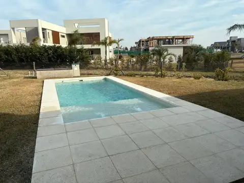 los robles 5900