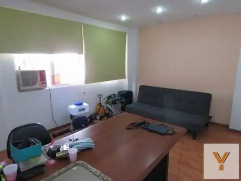 Santiago del Estero e/ Adolfo Alsina y Moreno
