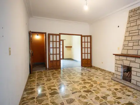 Alberto Vignes al 1000, Haedo Norte