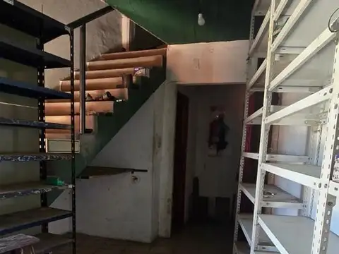 (KM. 35) Juan M. de Rosas 20432 entre las calles Uriarte y Avilés y Fierro