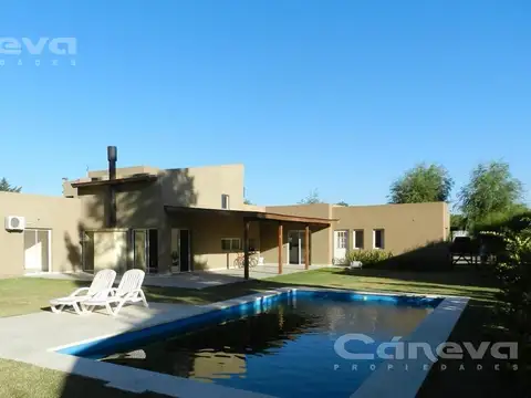 Casa en  la montura pilar