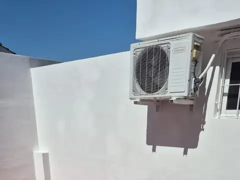 Depto Tipo Casa en Alquiler 40 años
