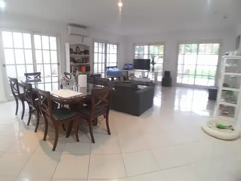 Casa en Venta al Noroeste