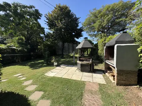 Casa en Venta General Pacheco con gran Patio y Galpón