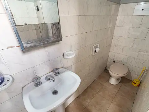 Depto Tipo Casa en Venta 70 años