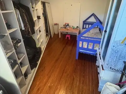 Depto Tipo Casa en Venta 40 años