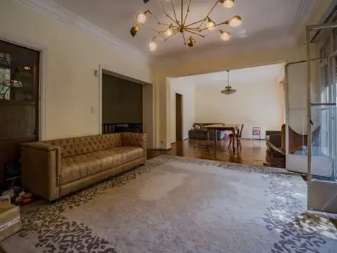 Depto Tipo Casa en Venta de 5 dormitorios