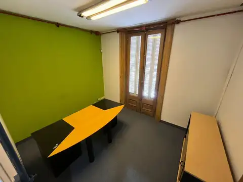 Oficina en Alquiler 50 años