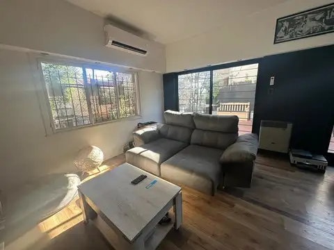 Depto Tipo Casa en Venta de 3 ambientes