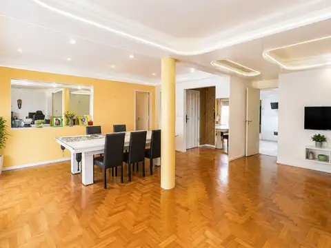 Departamento en Venta de 4 dormitorios