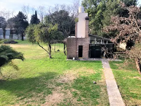 Casa 6 ambientes con 3 baños