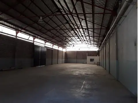 Galpon en Alquiler en Área de Promoción El Triángulo, USD 4.500