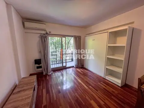 ALQUILER MONOAMBIENTE AMUEBLADO CON BALCÓN