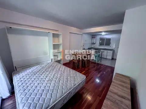 ALQUILER MONOAMBIENTE AMUEBLADO CON BALCÓN