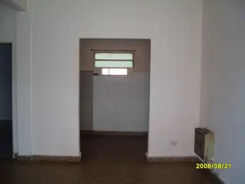 Depto Tipo Casa en Venta en Ramos Mejia Sur, USD 45.000