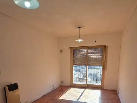 Terrero 2300, Piso 4