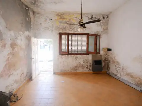 Depto Tipo Casa en Venta en Villa Lynch, USD 55.000