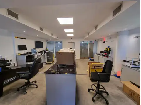 Oficina en Venta con 1 cochera