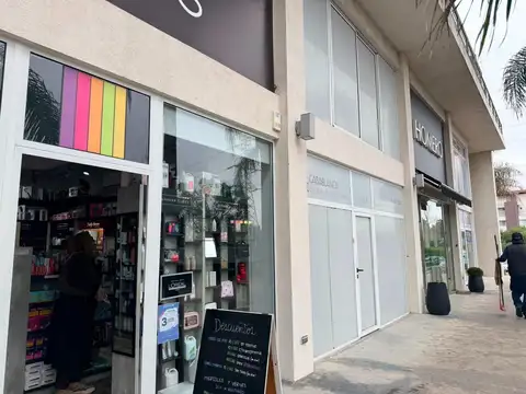 Local en venta North Coral Plaza