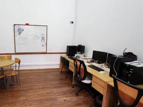 Depto Tipo Casa en Venta de 11 ambientes