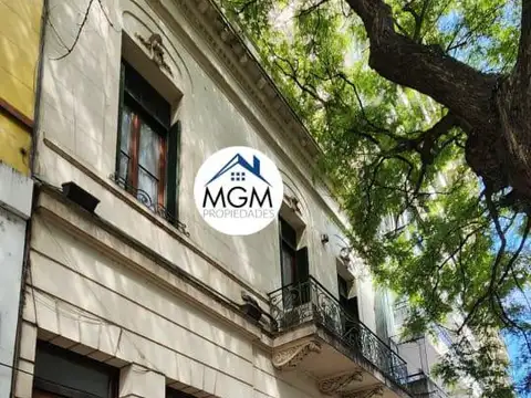 Depto Tipo Casa en Venta de 11 ambientes