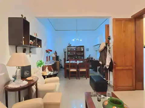 Casa 4 ambientes con 1 baño