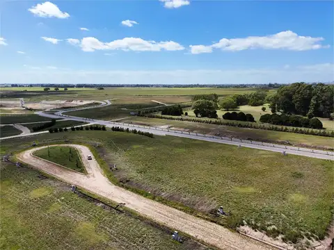 Lote en el excelente barrio privado Developer Aqua