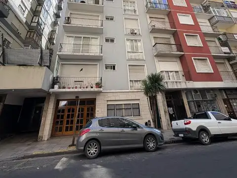 VENTA DEPTO 3 AMB CON DEPENDENCIA DE SERVICIO!