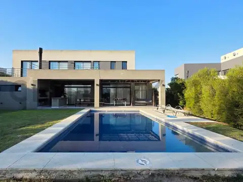 Casa en venta FINANCIADA AL LAGO en el Barrio Islas, El Cantón, Escobar.