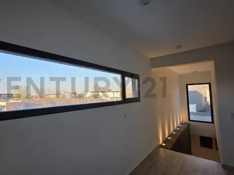 Casa en Venta en El Cantón - Barrio Islas, USD 395.000