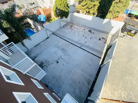 Venta de Departamento 1 ambiente con espacio guardacoche en Sarandi (32026)