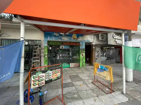 VENTA LOCAL COMERCIAL y ESPACIO AEREO CASTELAR SUR