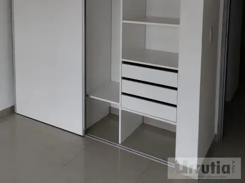 Departamento en Alquiler en Villa Santos Tesei, $ 420.000