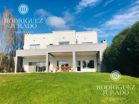 Casa en Alquiler en Santa Clara, USD 4.200
