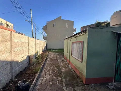 Casa en Alquiler en Gregorio de Laferrere, $ 550.000