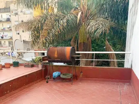 Depto Tipo Casa en Venta 40 años