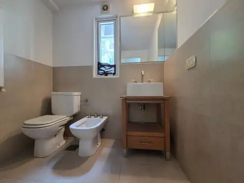 Oficina Monoambiente con 2 baños