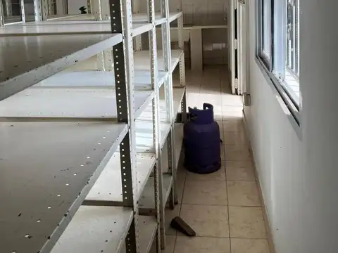 Local en Venta en Campana, USD 100.000