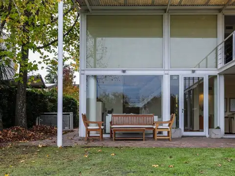 CASA PURA LUZ CLUB NAUTICO ESCOBAR