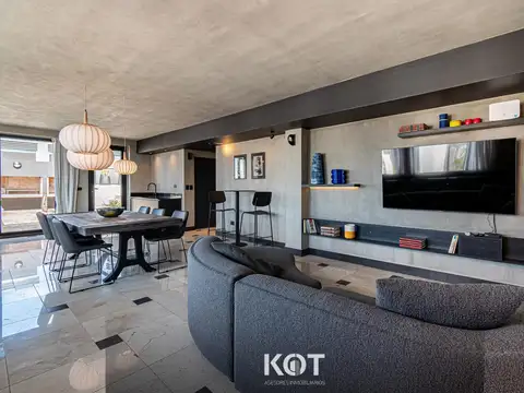Duplex en venta 2 ambientes en Chacarita con terraza a estrenar.