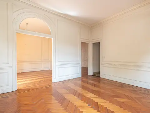Departamento en Venta de 8 ambientes