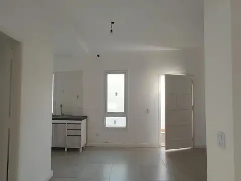 Depto Tipo Casa 5 ambientes con 2 baños