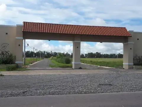 Terreno en Retoños de Colon