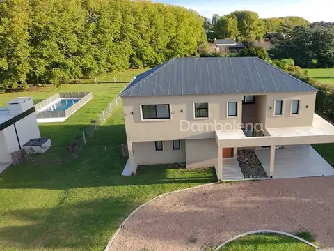 Casa en Venta de 4 dormitorios